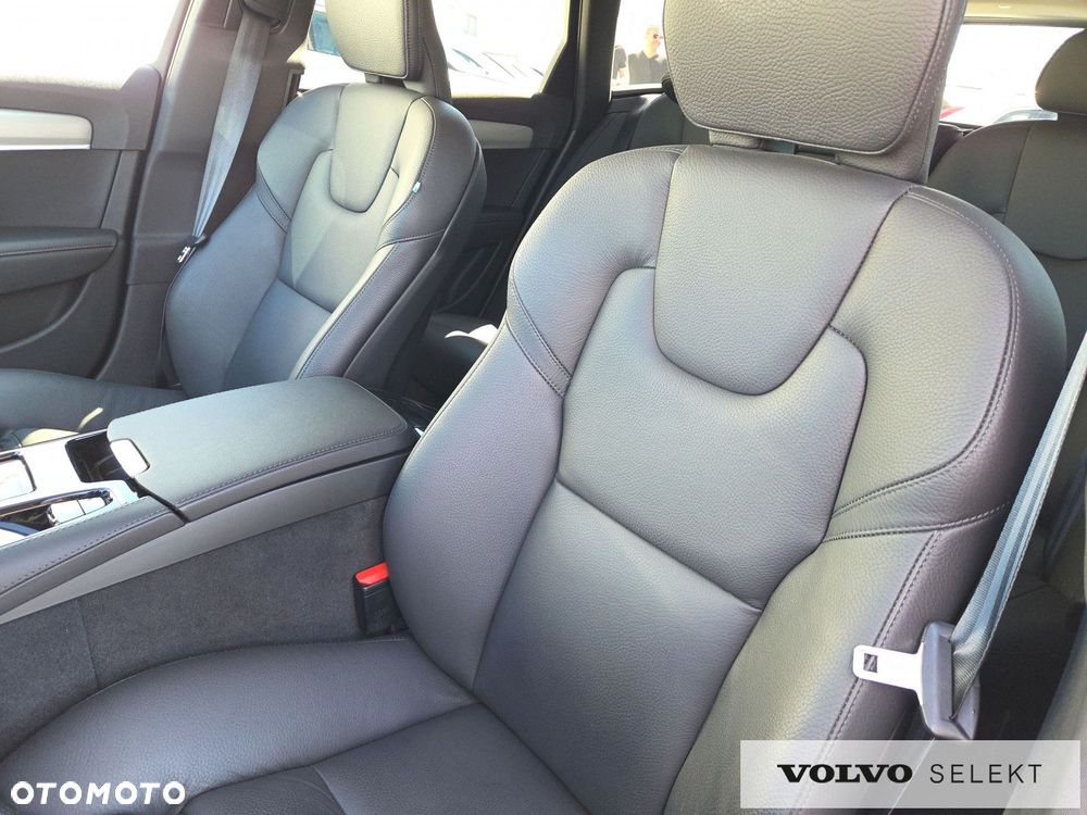 Volvo V90 T6 AWD Plus Dark - 24