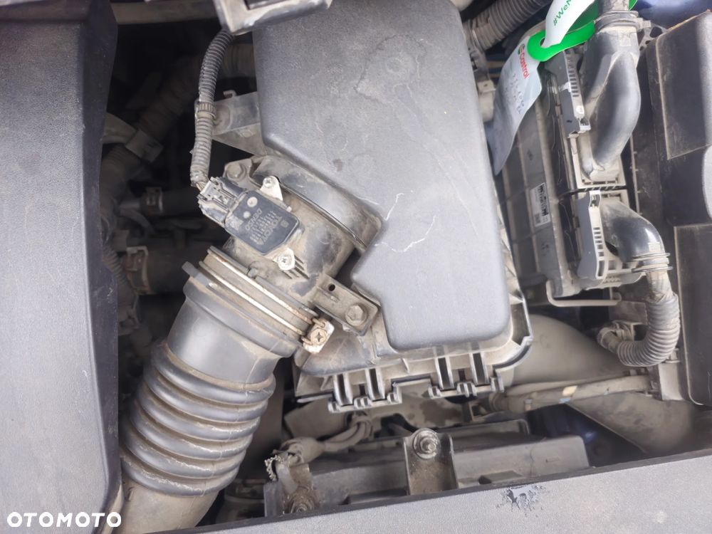Toyota Auris 1.6 VVT-i Premium - 6