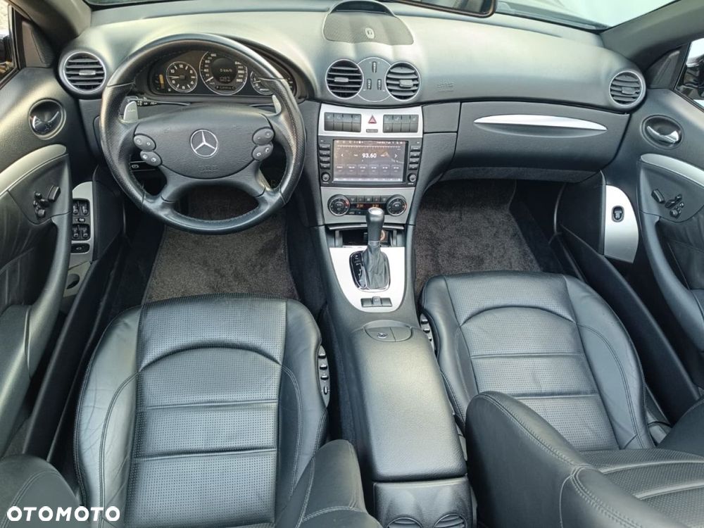 Mercedes-Benz CLK - 29