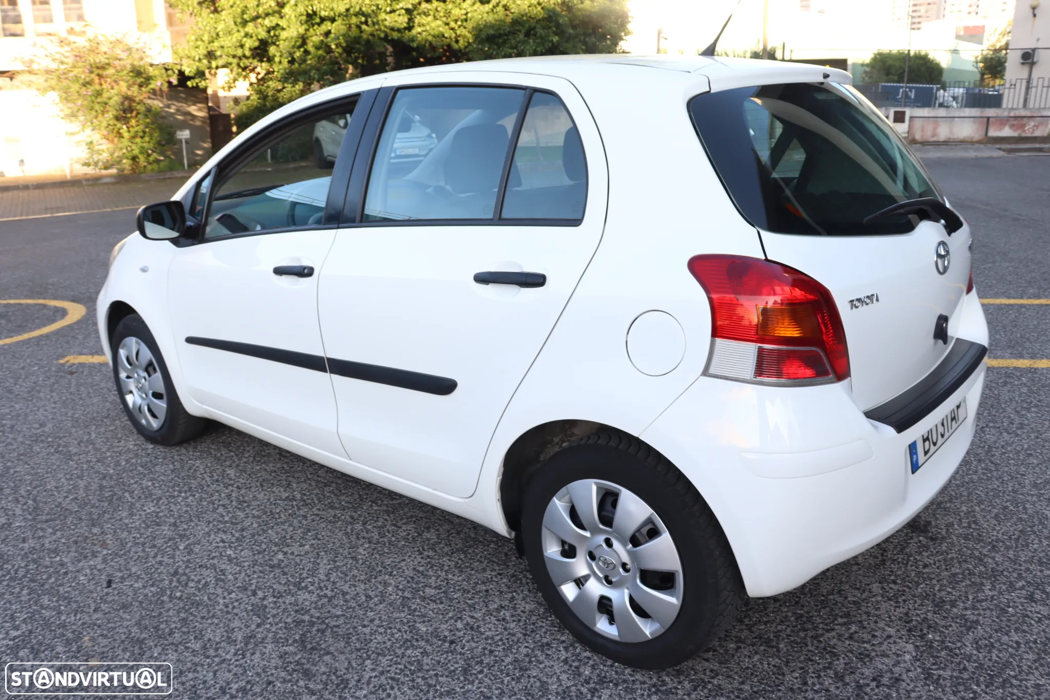 Toyota Yaris 1.0 VVT-i Comfort - 39