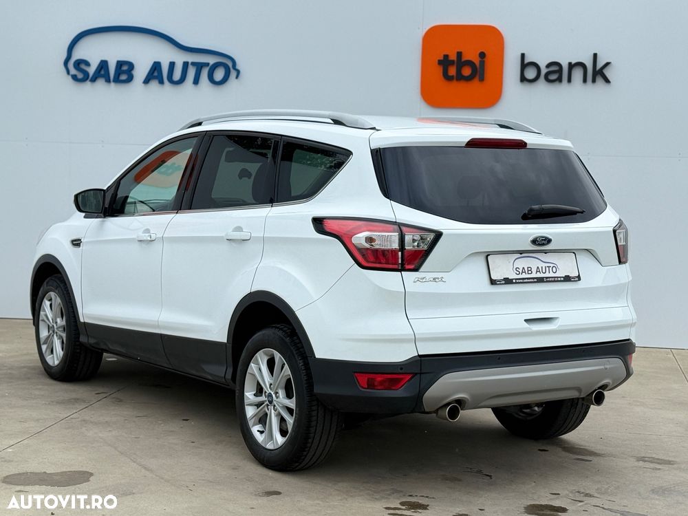 Ford Kuga 2.0 TDCi Powershift 4WD Titanium - 22