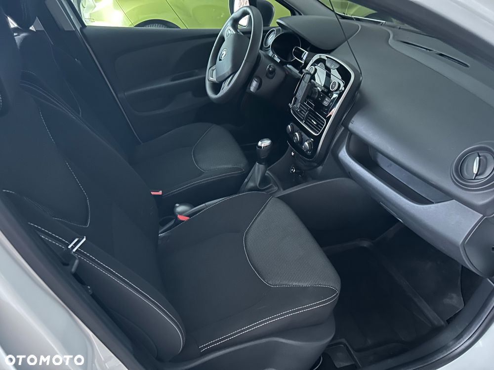 Renault Clio 0.9 TCe Winter Edition - 23