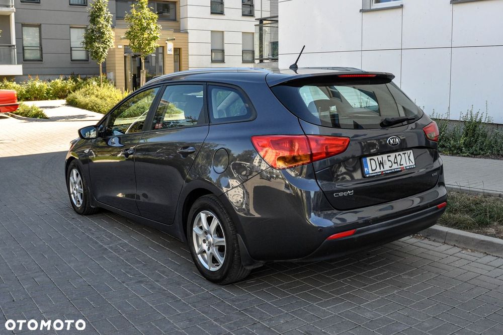 Kia Ceed - 3
