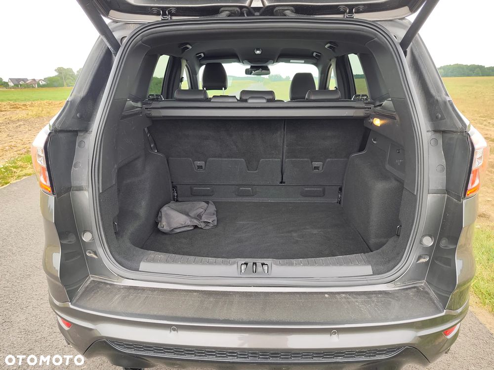 Ford Kuga 1.5 EcoBoost 2x4 ST-Line - 10