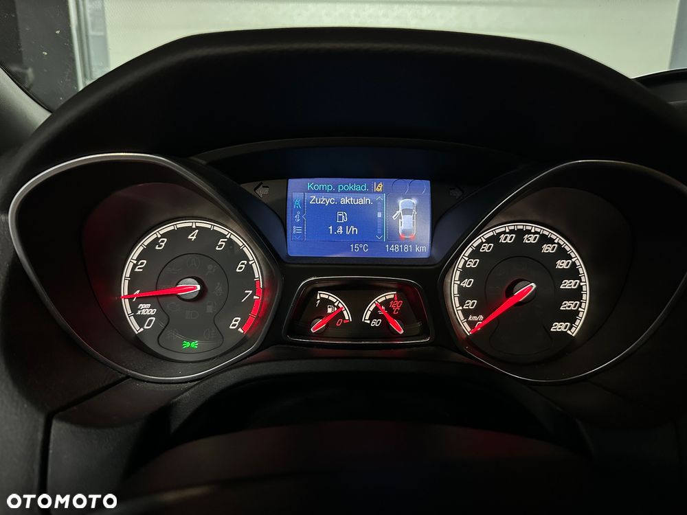 Ford Focus ST - 14