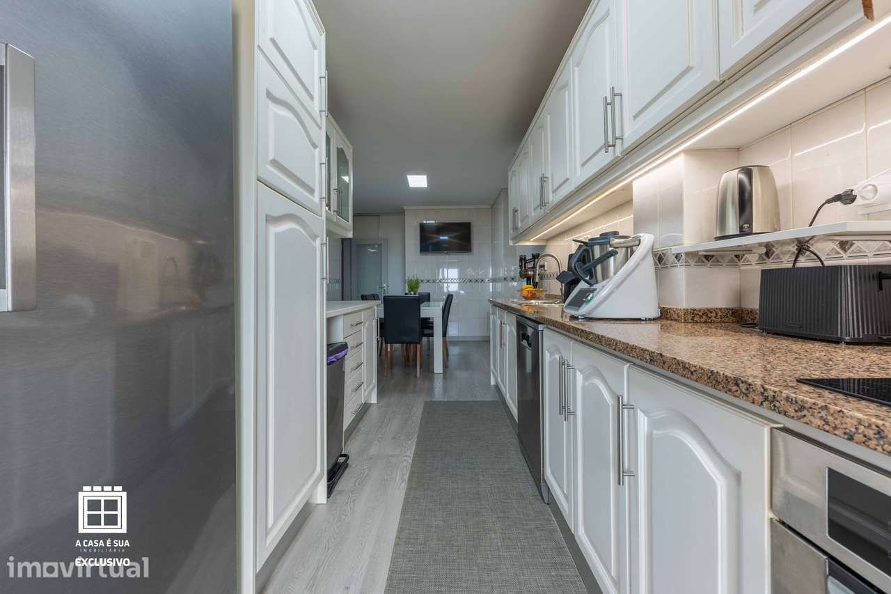 Fantástico Apartamento T2+1 em Lourosa, S. M. Feira - Grande imagem: 4/33