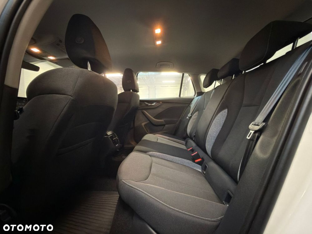 Skoda Scala 1.5 TSI Selection DSG - 25
