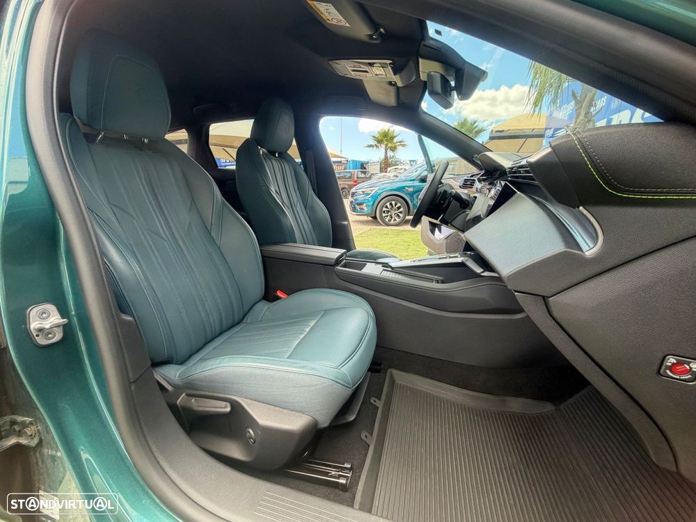Peugeot 308 SW 1.5 BlueHDi GT EAT8 - 18