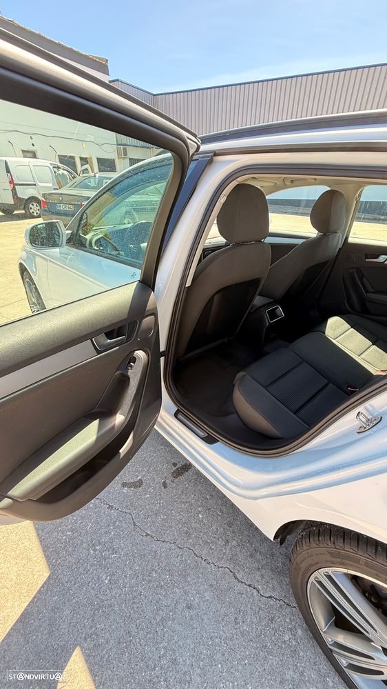 Audi A4 Avant 2.0 TDI DPF S line Sport Pack - 16