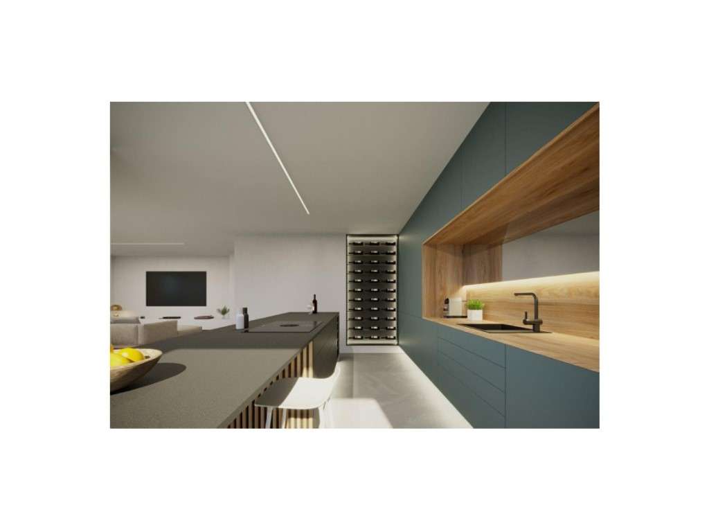 Excelente moradia T4 localizada na Aroeira com 2 pisos, jardim e pi... - Grande imagem: 2/8