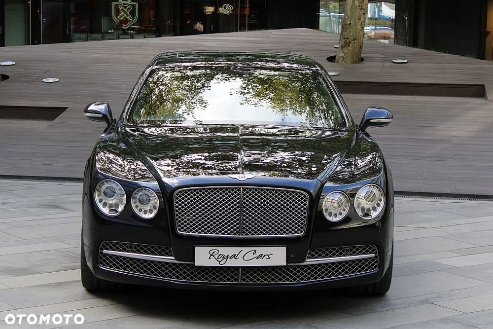 Bentley Flying Spur W12 - 7
