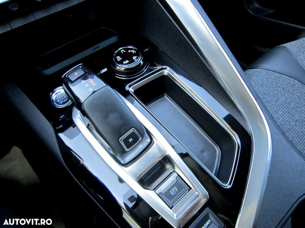 Peugeot 3008 BlueHDi 130 Stop & Start EAT8 Allure Business-Paket - 30