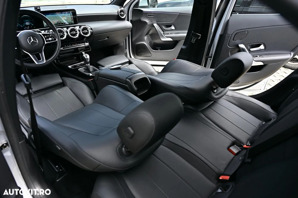 Mercedes-Benz A 200 d Sedan Edition 2021 - 16
