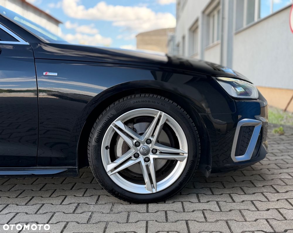 Audi A4 Avant 40 TDI S tronic S line - 18