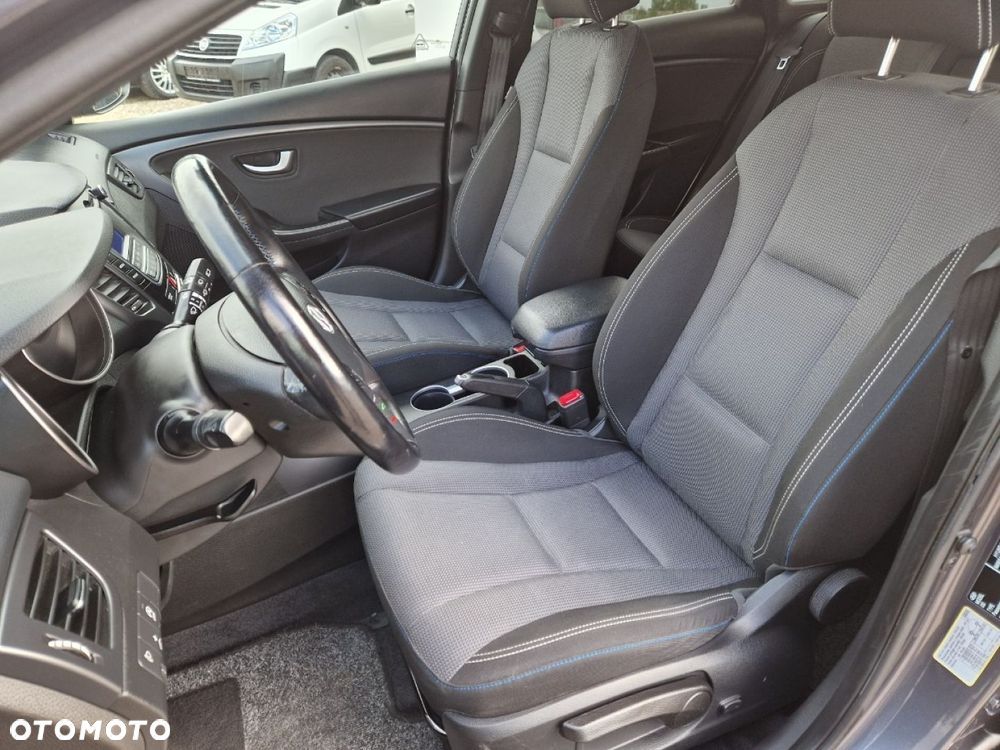 Hyundai i30 1.6 CRDI DCT Passion - 10