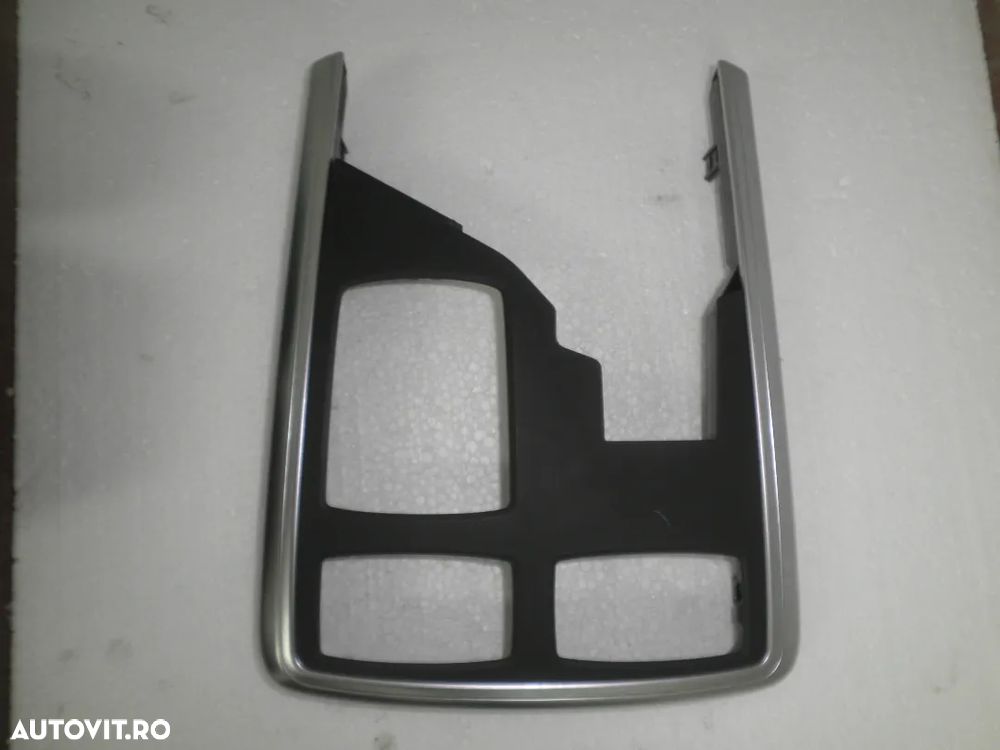 Rama Consola Centrala Mercedes ML W166 A1666802817