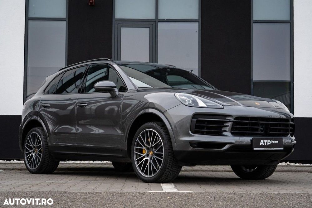 Porsche Cayenne - 4