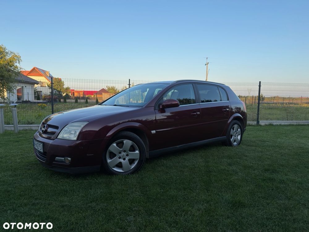 Opel Signum 2.0 T - 1