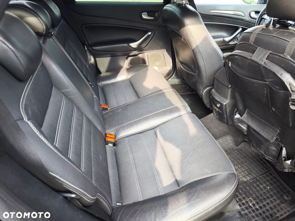 Ford Mondeo 2.0 Titanium - 13