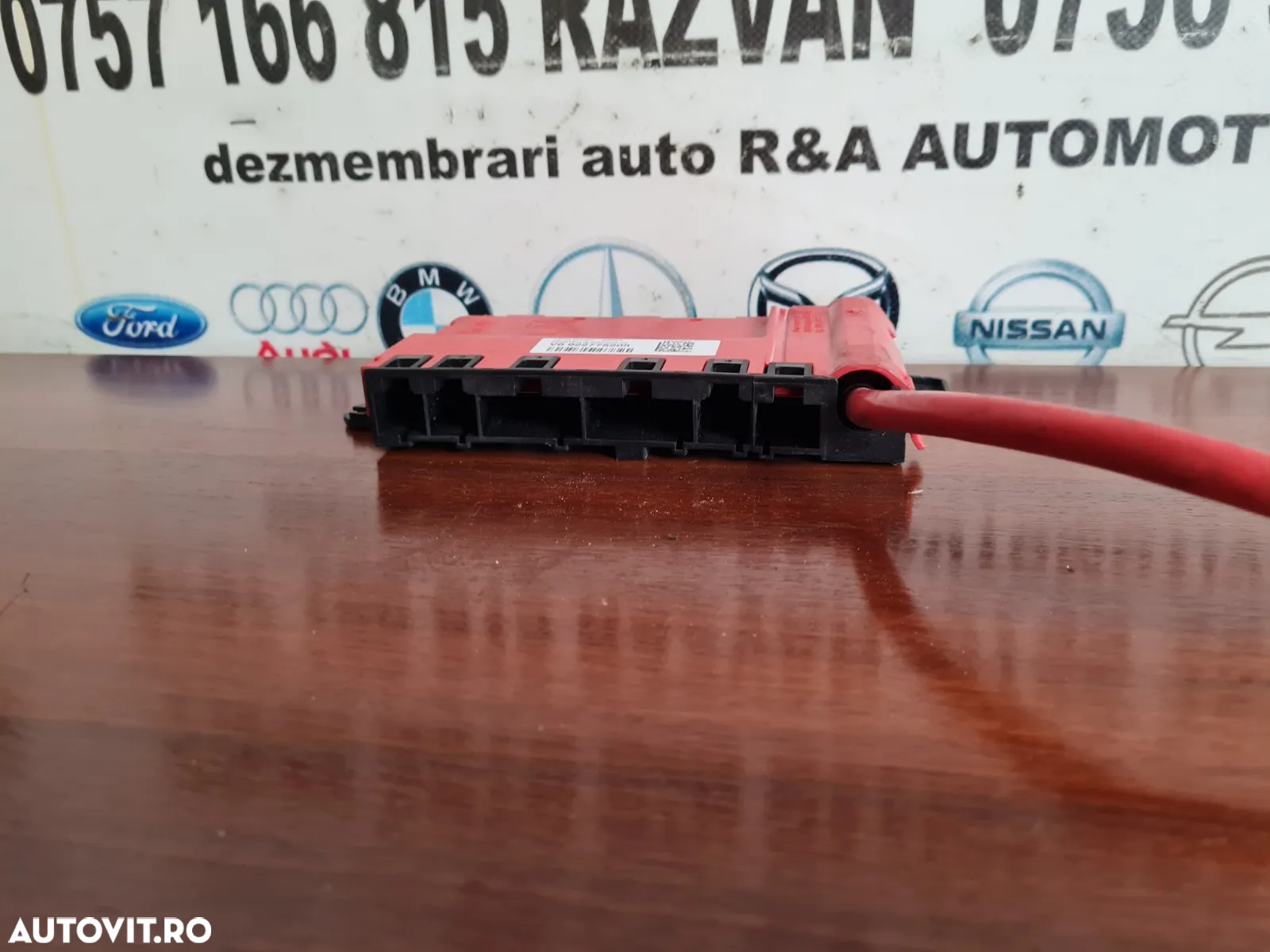 Distribuitor Borna Baterie Bmw F30 F31 Cod  - Dezmembrari Arad - 2
