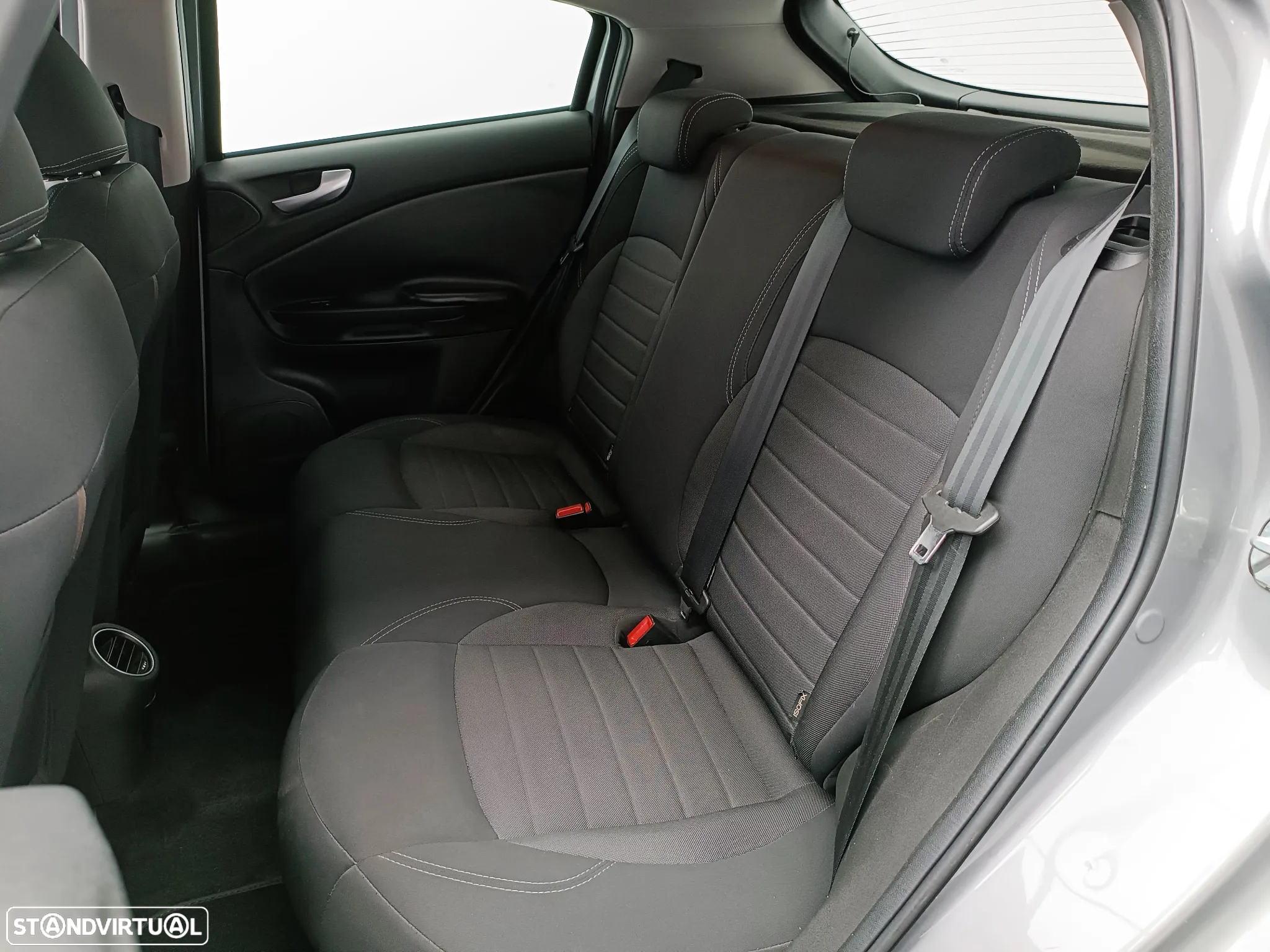 Alfa Romeo Giulietta 1.6 JTDm - 8
