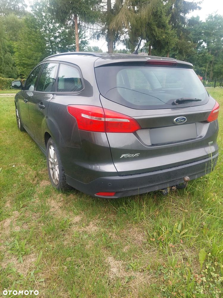 Ford Focus 1.0 EcoBoost Titanium ASS - 3