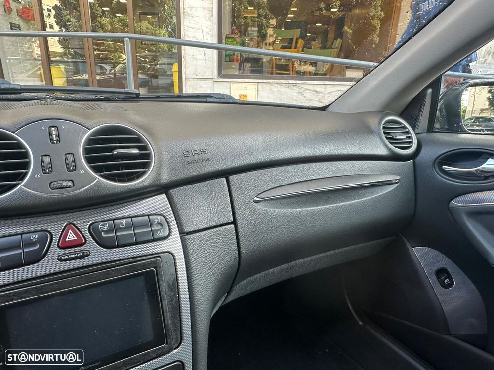 Mercedes-Benz CLK 200 Kompressor Auto Avantgarde - 8