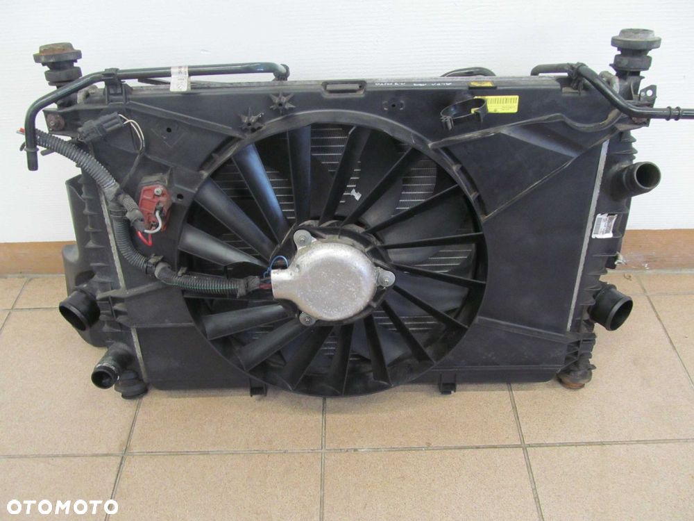 ALFA ROMEO 159 1.9 MJTD CHLODNICE WENTYLATOR 04/11 - 4