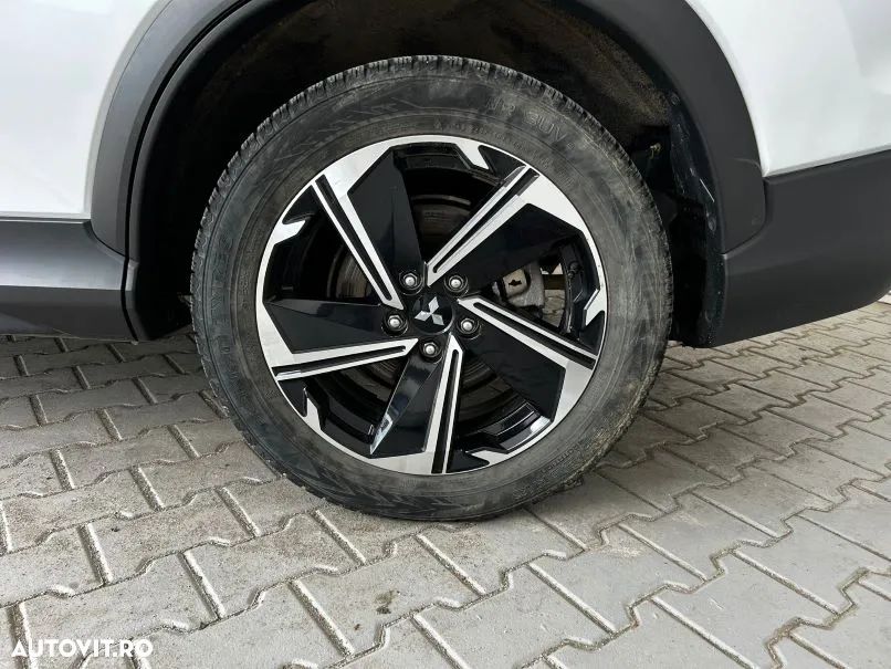Mitsubishi Eclipse-Cross PHEV Intense - 6