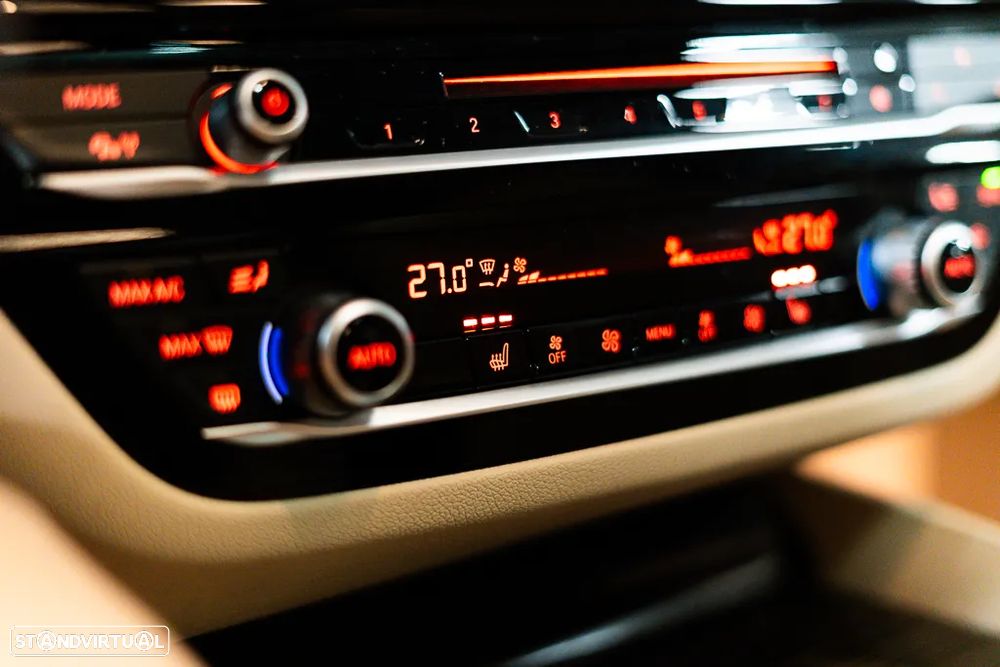 BMW 620 Gran Turismo d Line Luxury - 30