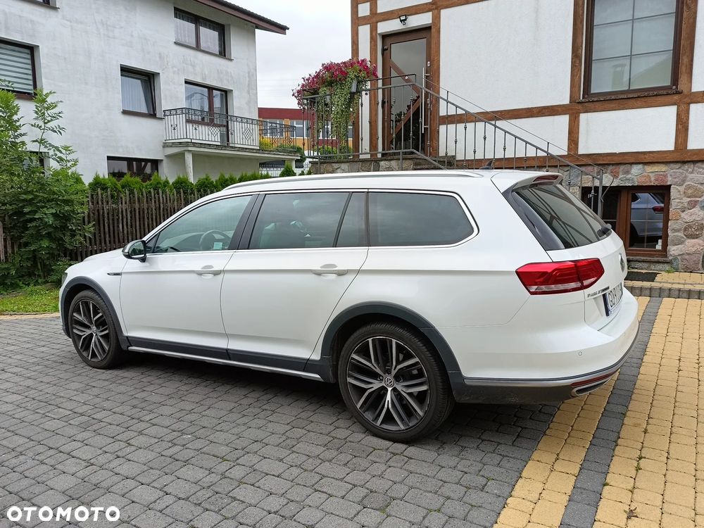 Volkswagen Passat Alltrack 2.0 TDI SCR 4Mot DSG - 11