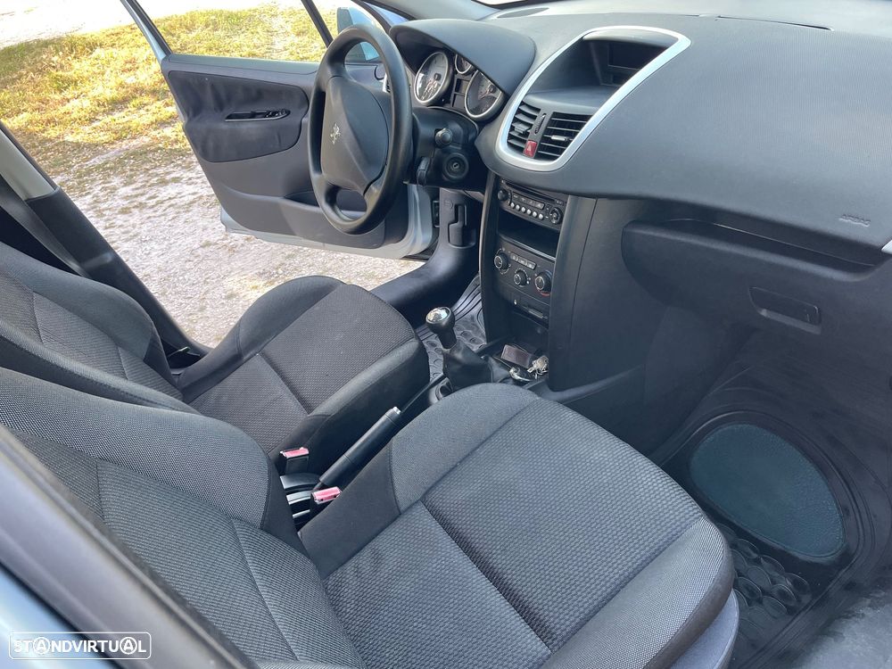 Peugeot 207 1.6 HDi Premium - 22