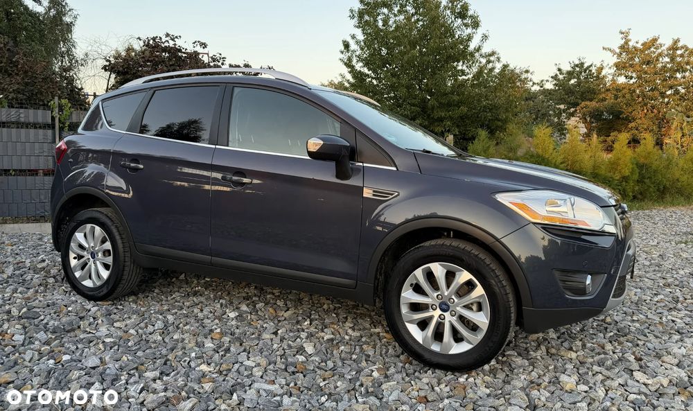 Ford Kuga 2.0 TDCi 4x4 Titanium - 10