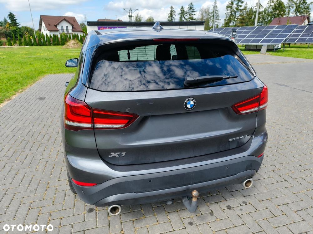BMW X1 sDrive18d - 3
