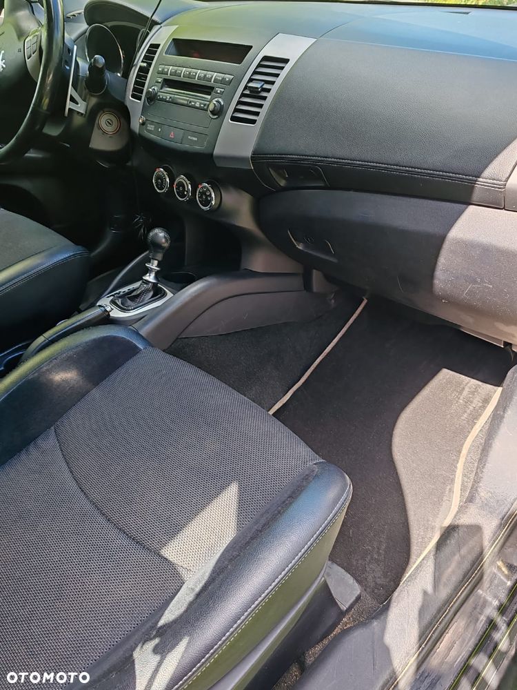 Peugeot 4007 2.2HDi Premium Euro5 - 10