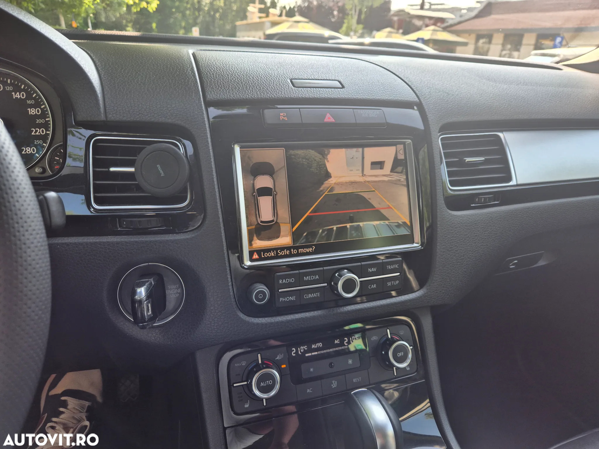 Volkswagen Touareg 3.0 V6 TDI BMT - 10