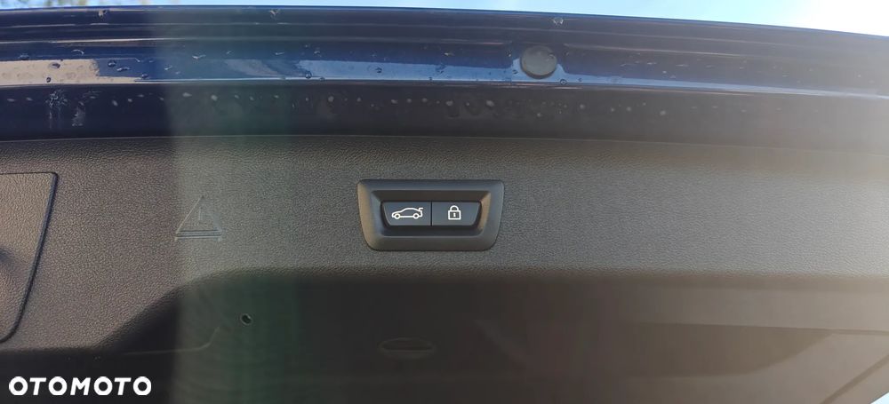 BMW Seria 5 540i - 26