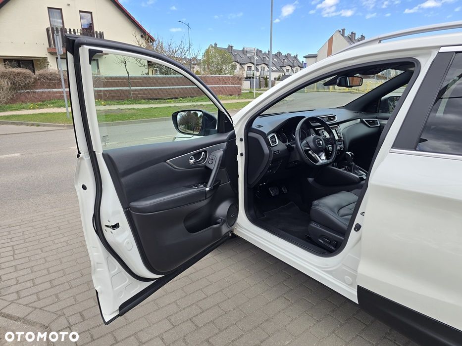 Nissan Qashqai 1.3 DIG-T Tekna DCT - 32