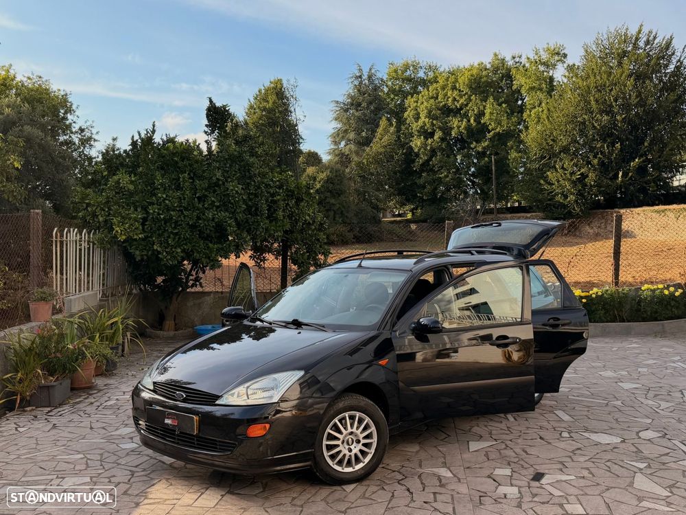 Ford Focus 1.4 Comfort - 4
