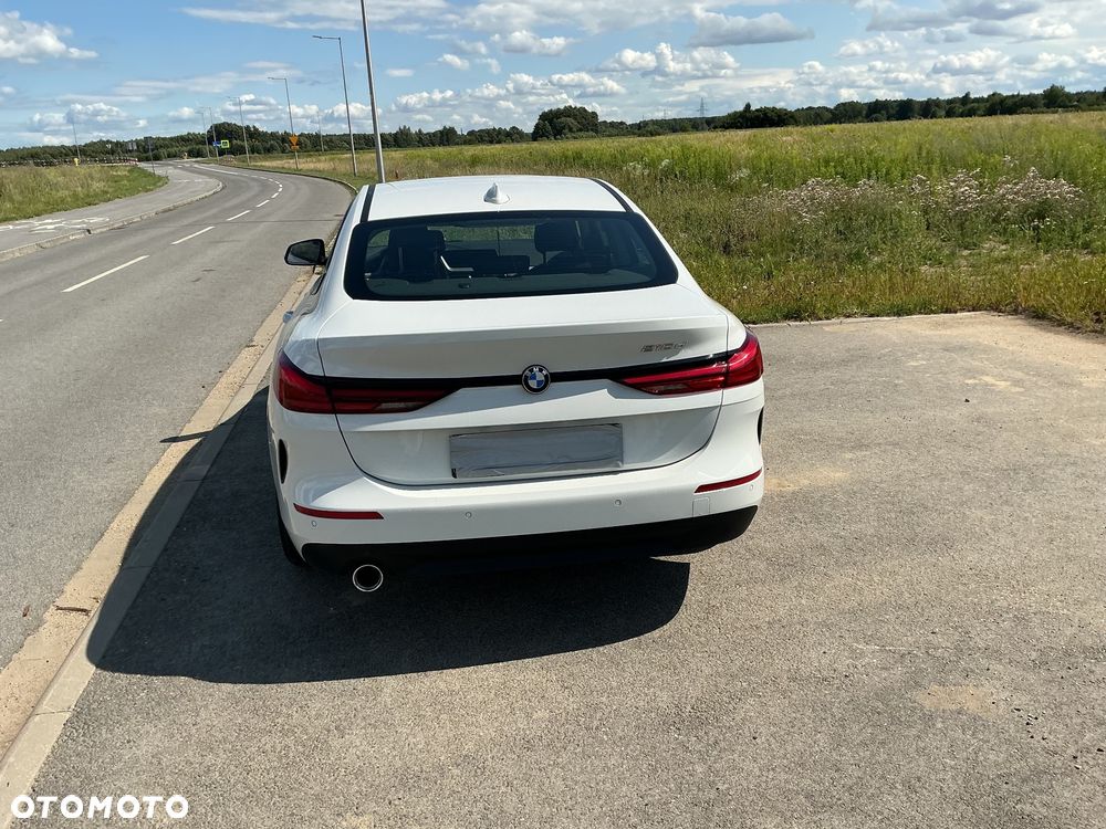 BMW Seria 2 216d - 9