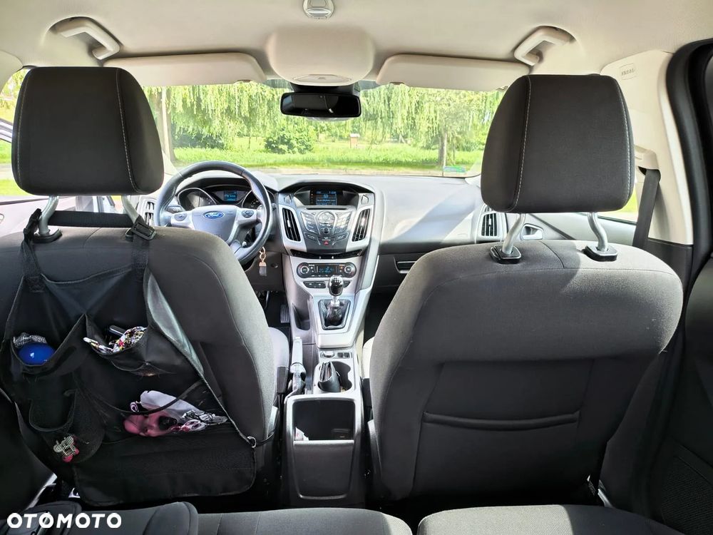 Ford Focus - 8