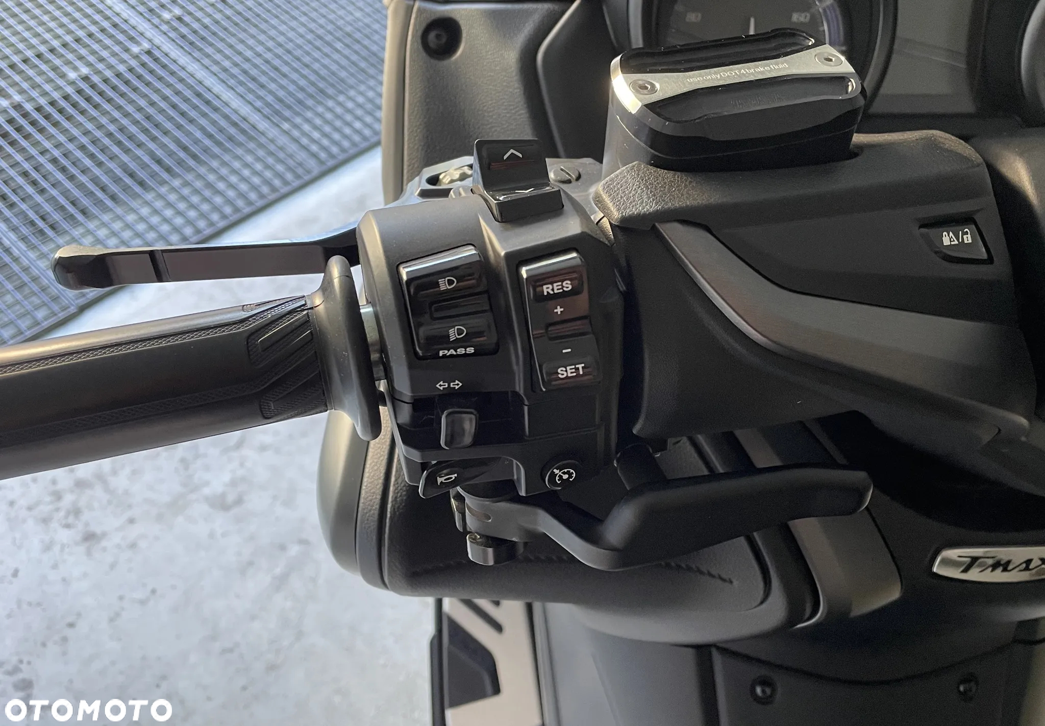 Yamaha Tmax - 7