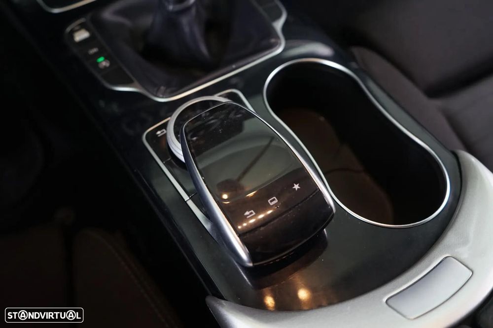 Mercedes-Benz C 200 d Avantgarde Aut. - 30