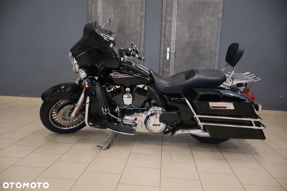 Harley-Davidson Touring Street Glide - 6