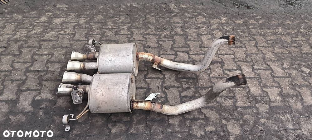 WYDECH KOŃCOWY CHEVROLET CORVETTE C7 - 7