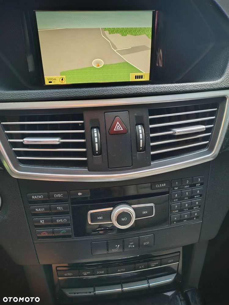 Mercedes-Benz Klasa E 250 CDI 4-Matic BlueEff - 21