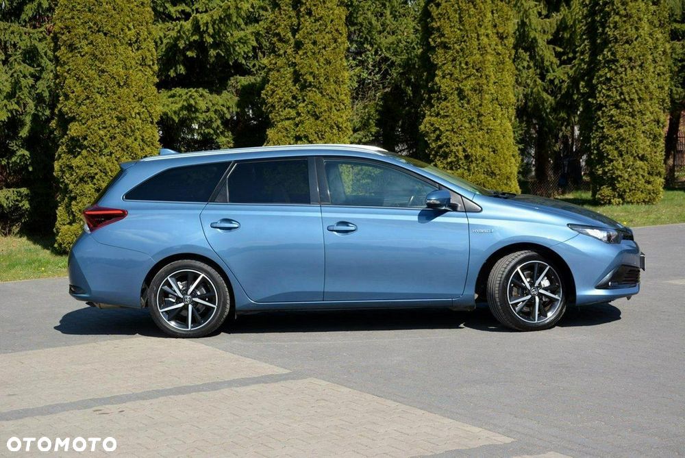 Toyota Auris Hybrid 135 Premium - 4