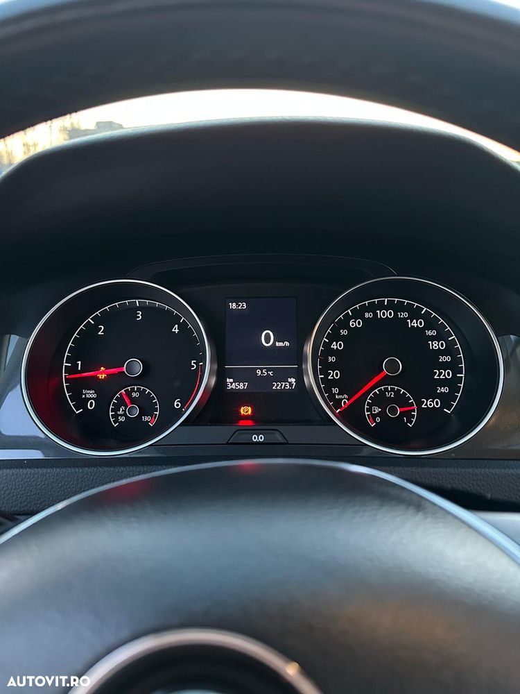 Volkswagen Golf 1.6 TDI Comfortline - 8