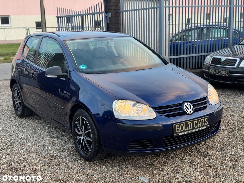Volkswagen Golf 1.9 TDI Tour Edition - 1