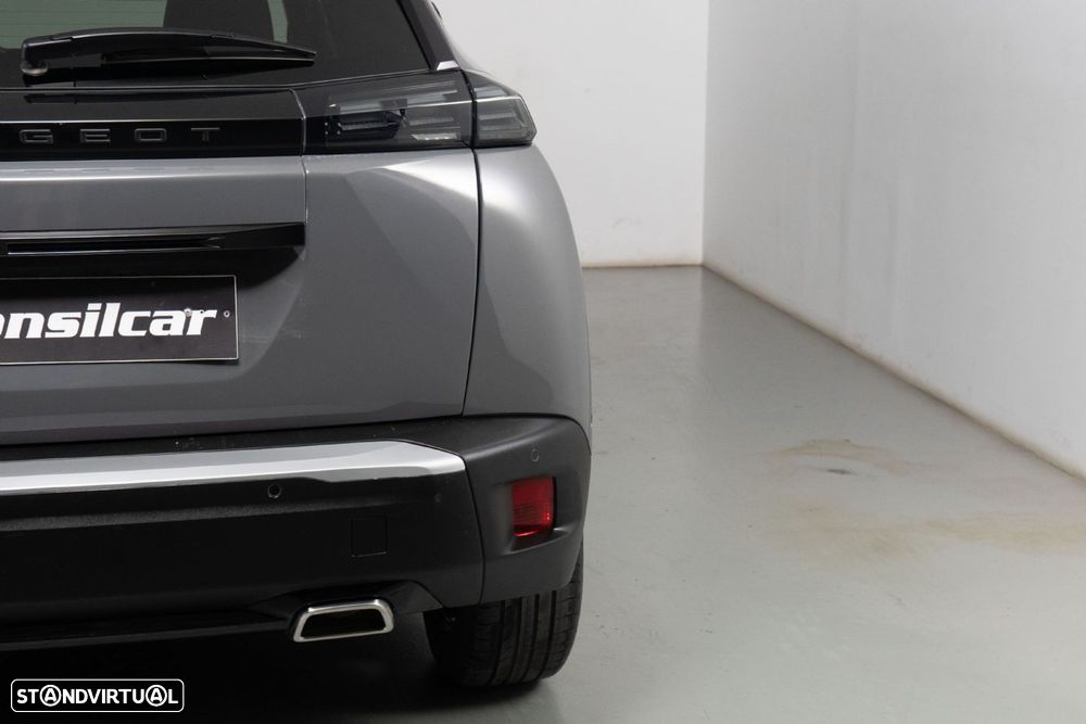 Peugeot 2008 1.2 PureTech Allure Pack EAT8 - 19